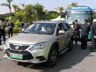 白綠色新車牌 新能源汽車牌照迎來全新?lián)Q發(fā)時代